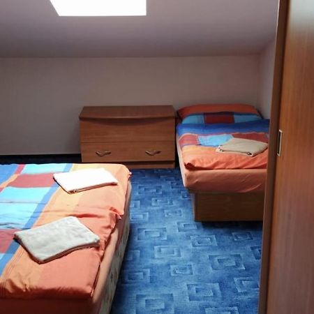 Apartman Sobeslav Exterior photo